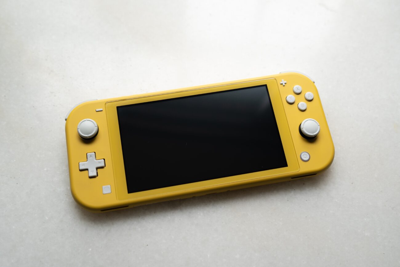 スイッチライトの中古はやめたほうがいい？【危険性やデメリットを解説】